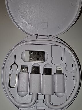 Compact 3-in-1 Charging Cable Kit - White